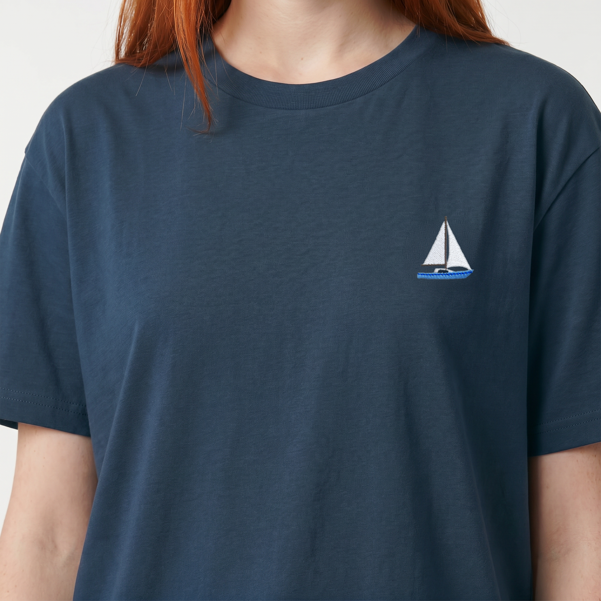 T-shirt brodé — Voilier