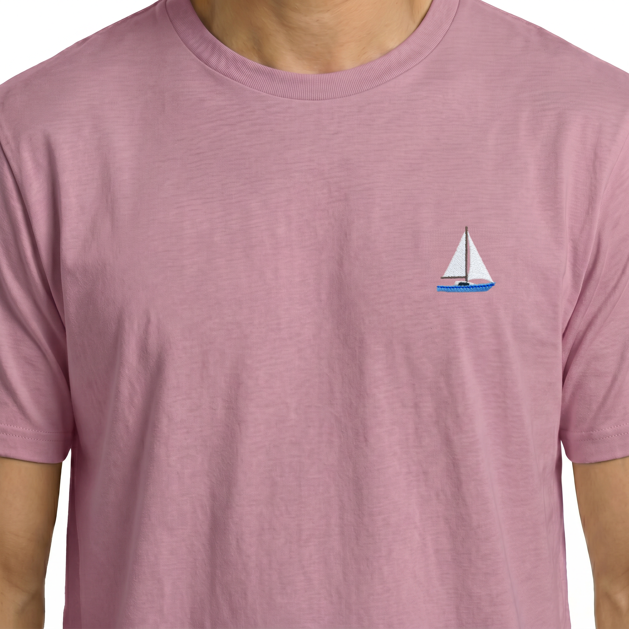 T-shirt brodé — Voilier