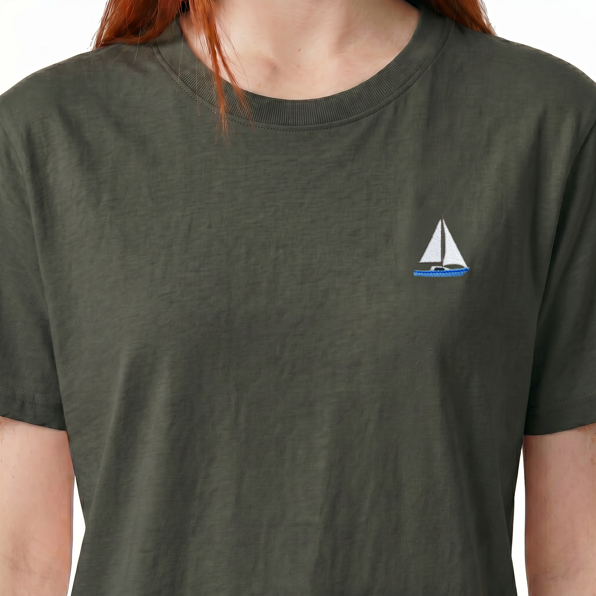 T-shirt brodé — Voilier